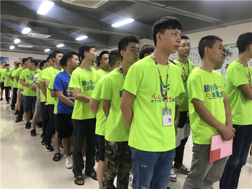 青华模具9月大型模具专场招聘会圆满结束