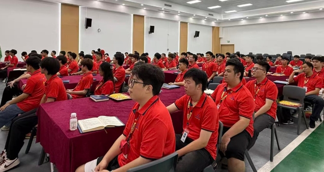 三年蜕变！中专零基础学数控编程，如今稳定月薪 12000