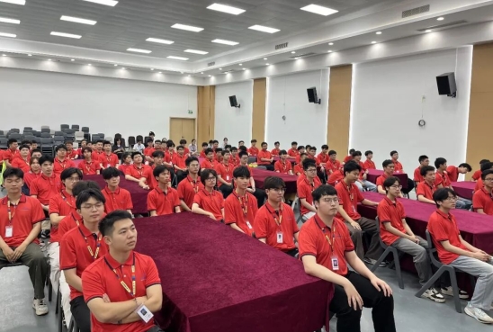 技能决定你能上岗，职业素养决定你能走多远